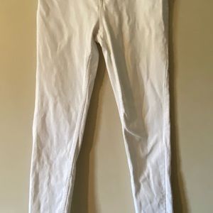 Like New! Ladies Gap Jeans size 27